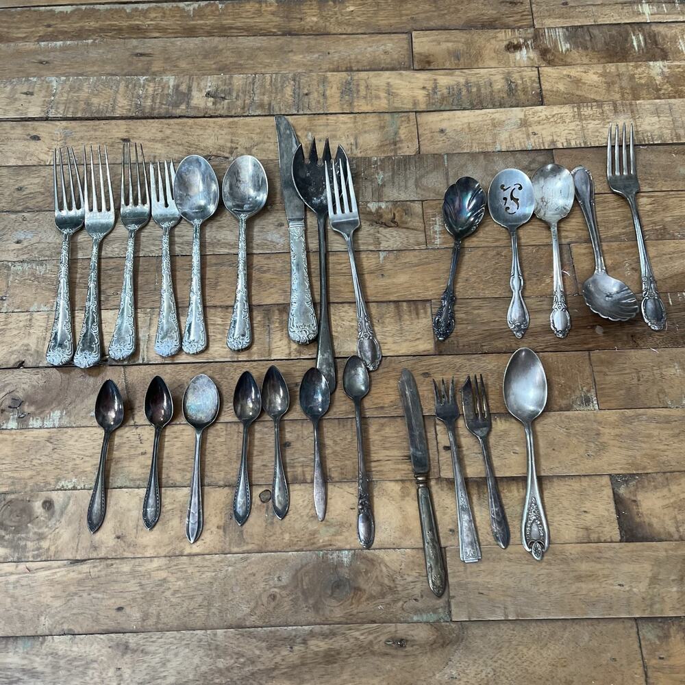 Vintage Silverplate Flatware Lot 25 Pieces Mixed Patterns